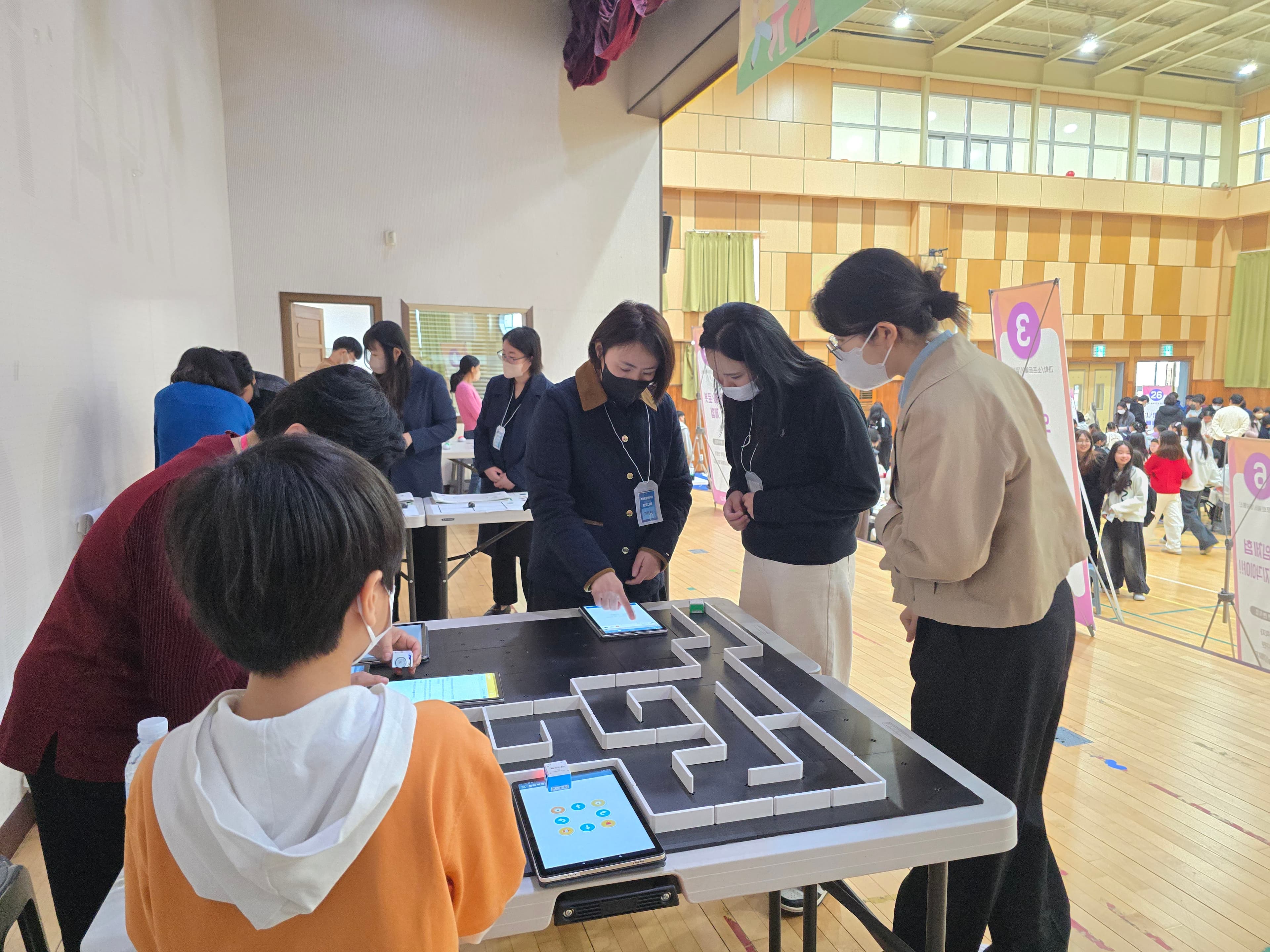 햄스터 로봇 제어